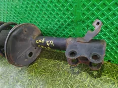 Стойка TOYOTA COROLLA AE110 5A-FE, передняя правая