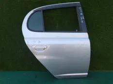 Дверь TOYOTA PLATZ SCP11, задняя правая