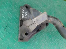 Балка под двс MAZDA BONGO SKF2VN RF