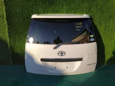 Дверь 5-я TOYOTA ISIS ANM10