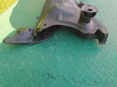 Балка под двс TOYOTA ROOMY M900A 1KR-FE