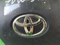 Airbag водительский TOYOTA PRIUS ZVW30