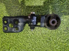Подушка двигателя TOYOTA AQUA NHP10 1NZ-FXE, задняя