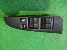 Блок упр. стеклоподьемниками NISSAN BLUEBIRD U14, передний правый