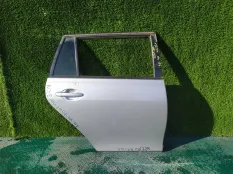 Дверь TOYOTA COROLLA FIELDER NZE141, задняя правая