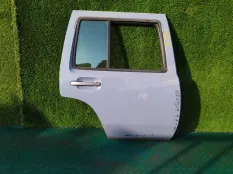 Дверь NISSAN RASHEEN RFNB14, задняя правая
