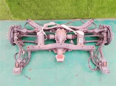 Балка подвески SUBARU LEGACY BE5 EJ206, задняя