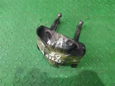 Стремянка рессоры MAZDA BONGO SK82, задняя