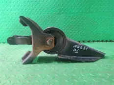 Подушка кабины ISUZU ELF NKR81 4HL1, левая