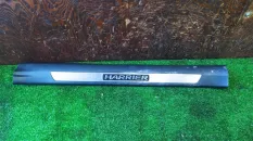 Порожек пластиковый TOYOTA HARRIER AVU65, передний правый