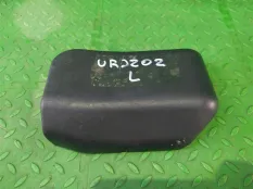 Заглушка TOYOTA LAND CRUISER URJ202, левая