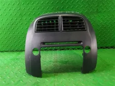 Консоль магнитофона TOYOTA PASSO KGC10