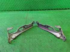 Петля капота NISSAN BLUEBIRD EU12