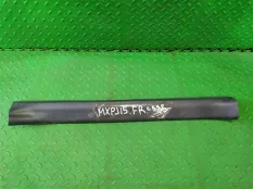 Порожек пластиковый TOYOTA YARIS CROSS MXPB10, передний правый