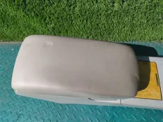 Бардачок между сиденьями TOYOTA CAMRY ACV40