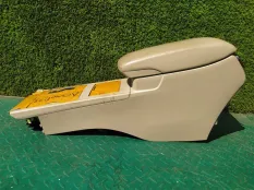 Бардачок между сиденьями TOYOTA CAMRY ACV40