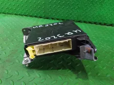 Блок предохранителей TOYOTA LAND CRUISER URJ202