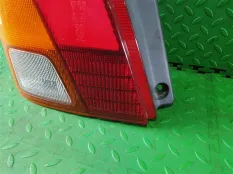 Стоп-вставка DAIHATSU PYZAR G301G, левая