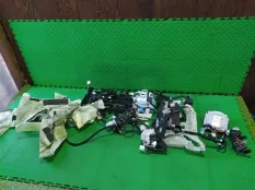 Коса салона TOYOTA LAND CRUISER VJA300, передняя правая