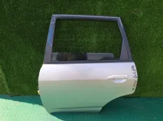 Дверь NISSAN WINGROAD Y11, передняя левая