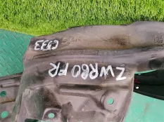 Подкрылок TOYOTA ESQUIRE ZWR80, передний правый