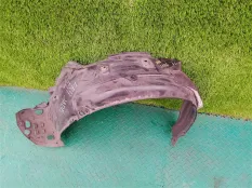 Подкрылок HONDA JADE FR4, передний левый