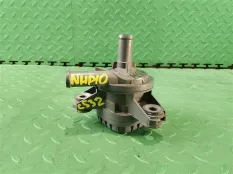 Помпа инвертора TOYOTA AQUA NHP10 1NZ-FXE