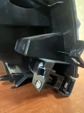 Бардачок Toyota Prius