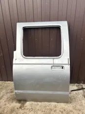 Дверь боковая Nissan NP300