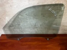 Стекло двери Mazda BT50