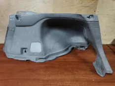 Обшивка багажника Toyota Prius