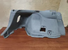 Обшивка багажника Toyota Prius