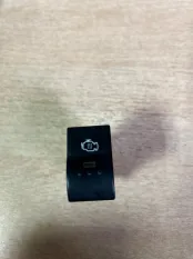 Кнопка прогрева двигателя Mazda BT50
