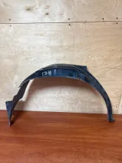 Подкрылок Mazda B2500