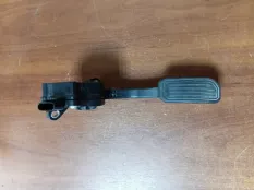 Педаль газа Toyota Prius