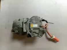Компрессор кондиционера Toyota Prius