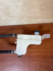 Бачок расширительный Toyota Prius