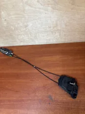 Замок боковой двери Toyota Prius