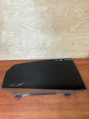 Стекло двери Toyota Prius