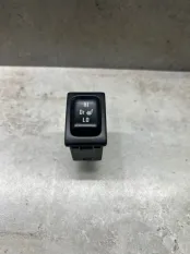 Кнопка обогрева сидений Suzuki Liana