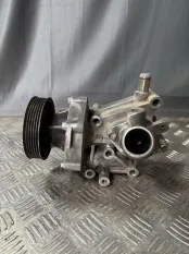 Помпа Mitsubishi L200