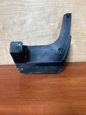 Брызговик Nissan Patrol