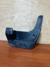 Брызговик Nissan Patrol