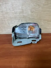 Повторитель поворота в бампер Toyota Prius