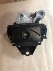 Подушка двигателя Mitsubishi Outlander