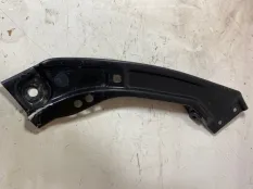 Крепление фары Vag