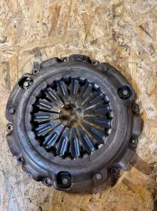 Корзина сцепления Mazda B2500