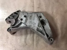 Кронштейн двигателя Volkswagen Tiguan