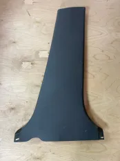 Центральная стойка кузова Toyota Prius