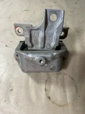 Подушка двигателя Mitsubishi Outlander